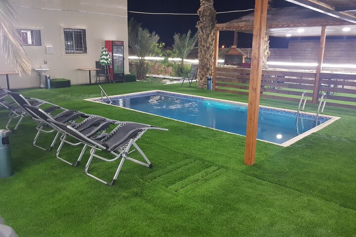 Pool 30 of 87