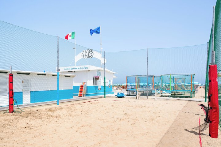 Beach 36 of 41