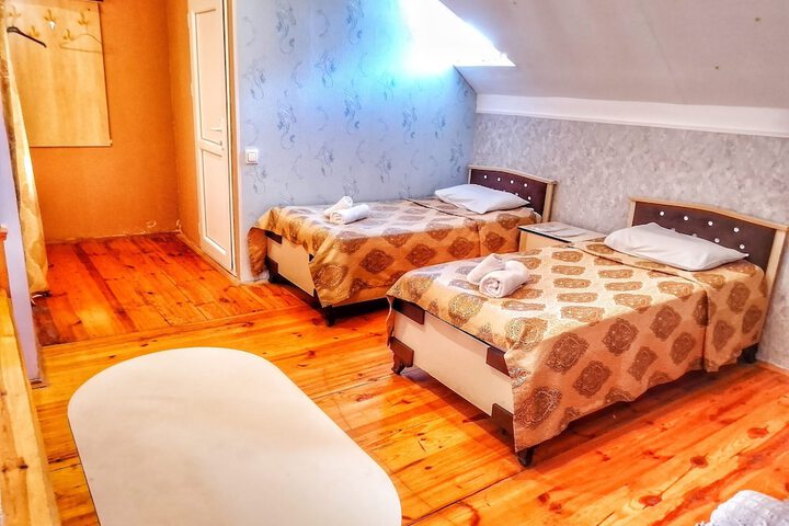 Room 14 of 23