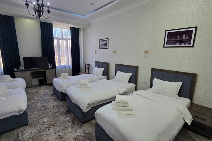 Room 11 of 47