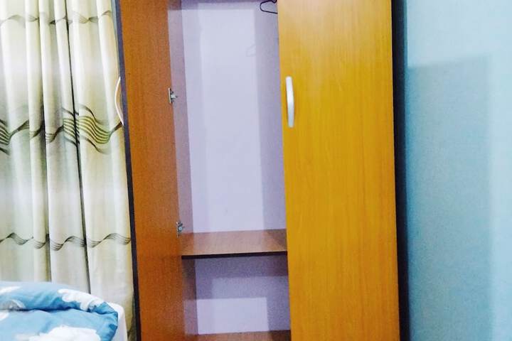 Room 4 of 36