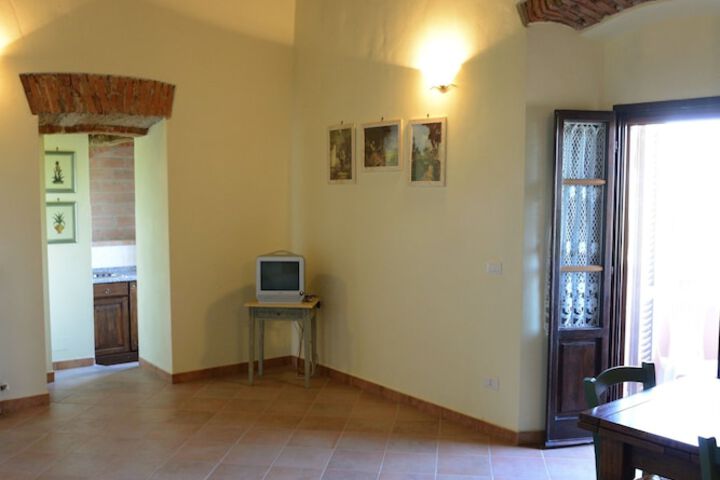 Room 5 of 62