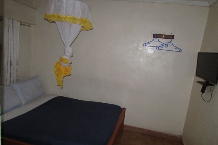 Room 5 of 29