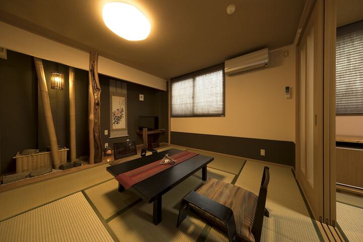 Room 10 of 53