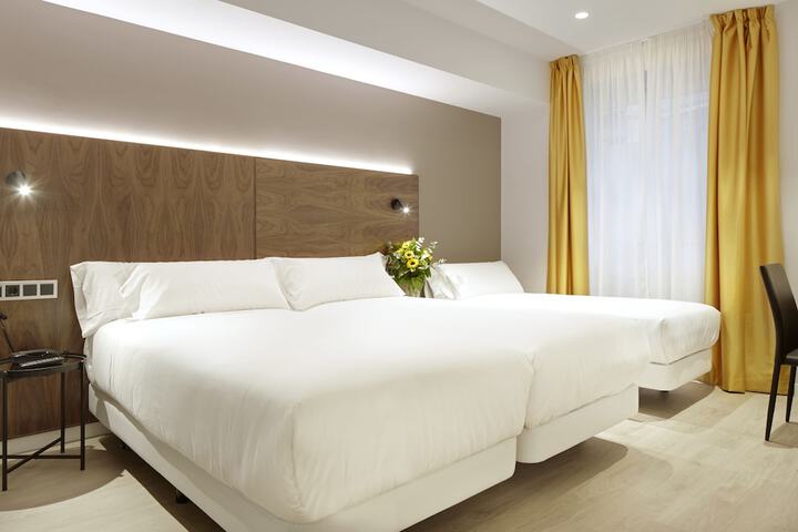 Room 15 of 43