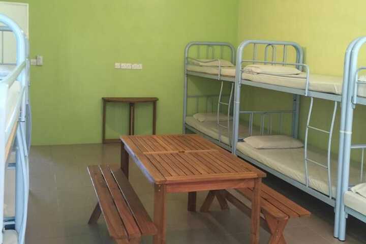 Room 12 of 50