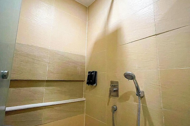 Room 70 of 130