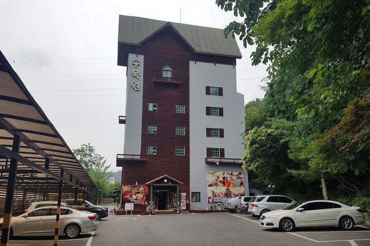 Hotel 34 of 40