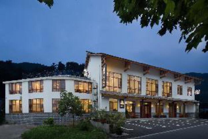 Floral Hotel · Dream Homeland Shaoshan