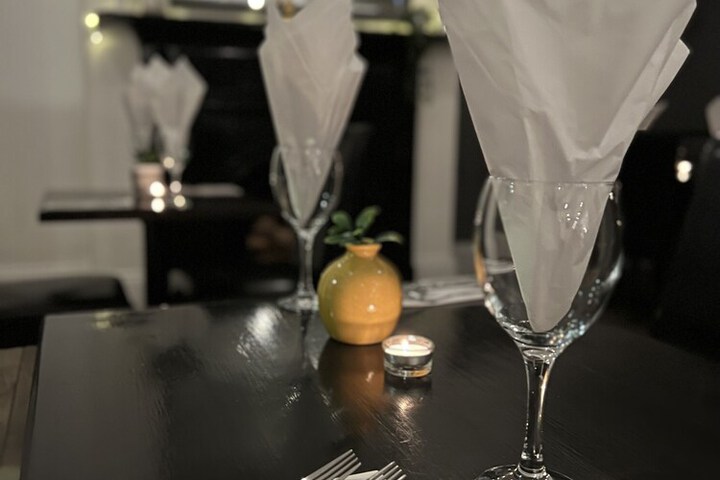 Dining 6 of 12