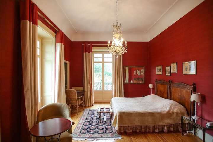 Room 5 of 59