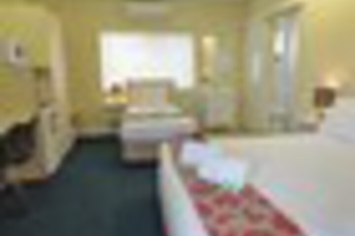 Room 50 of 102