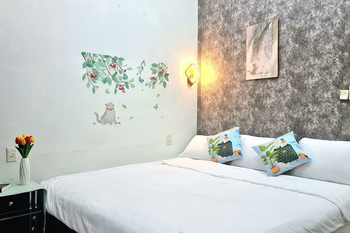 Room 25 of 58
