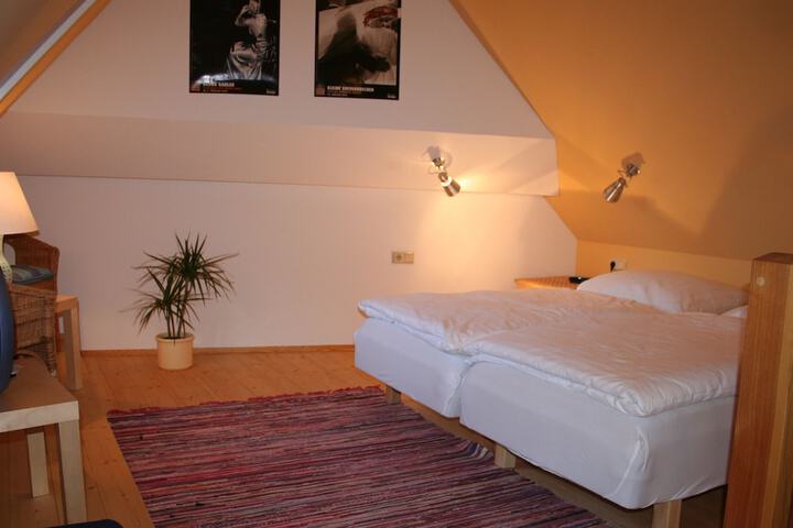 Room 7 of 23