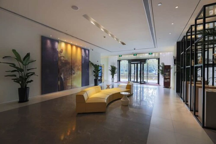 Lobby Entry