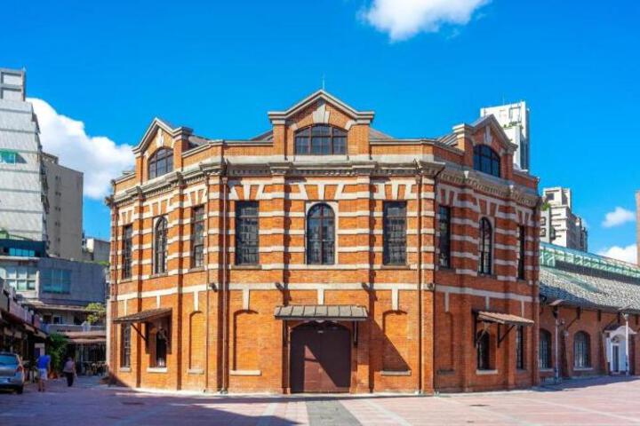 Photo 16