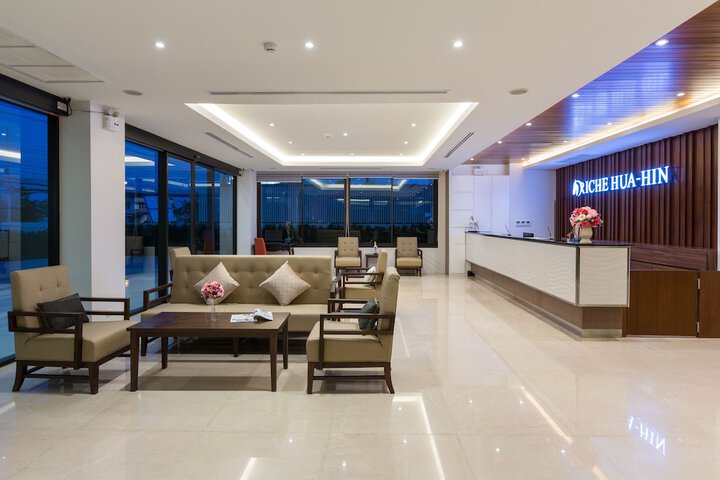 Hotel Interior 4 of 103