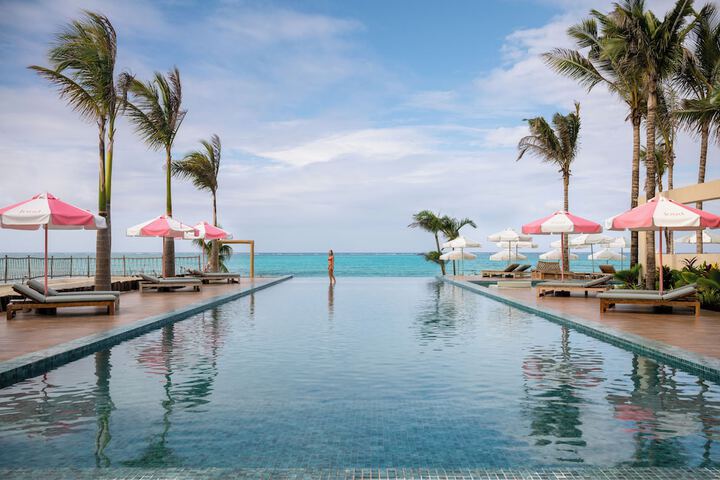 Pool 79 of 136