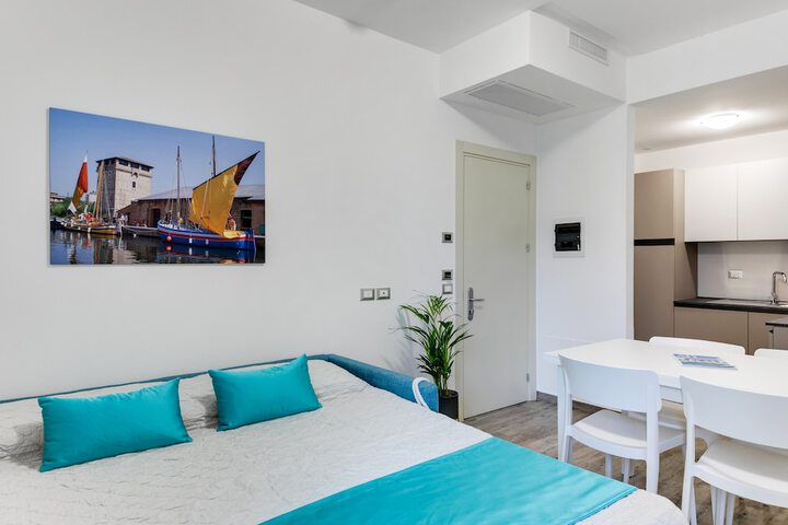 Room 40 of 74