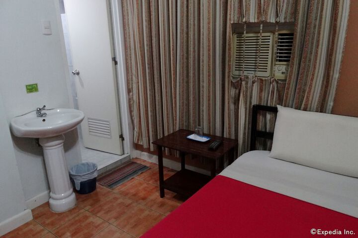 Room 10 of 23