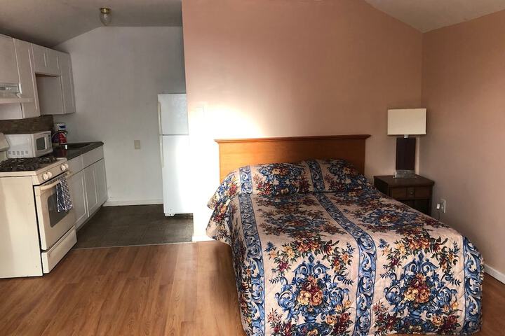 Room 8 of 29