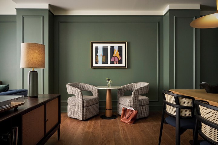 Room 124 of 190