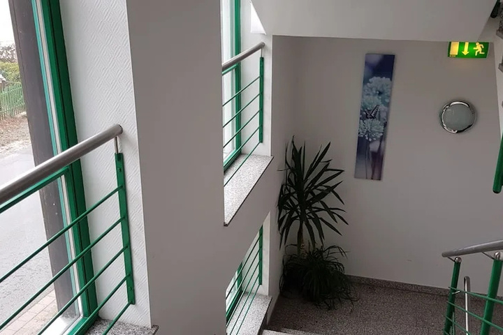 hotel_rooms