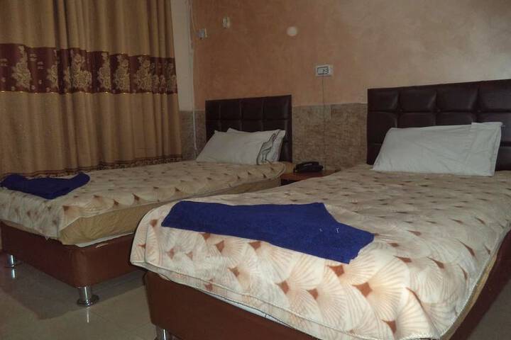 Room 10 of 74