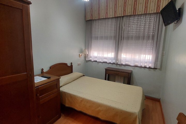 Room 3 of 22
