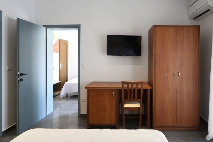 Room 17 of 71