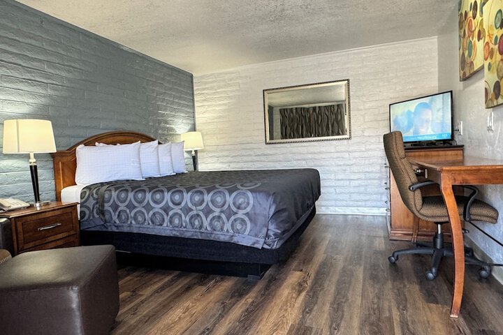 Standard | King Bed (35 of 47)