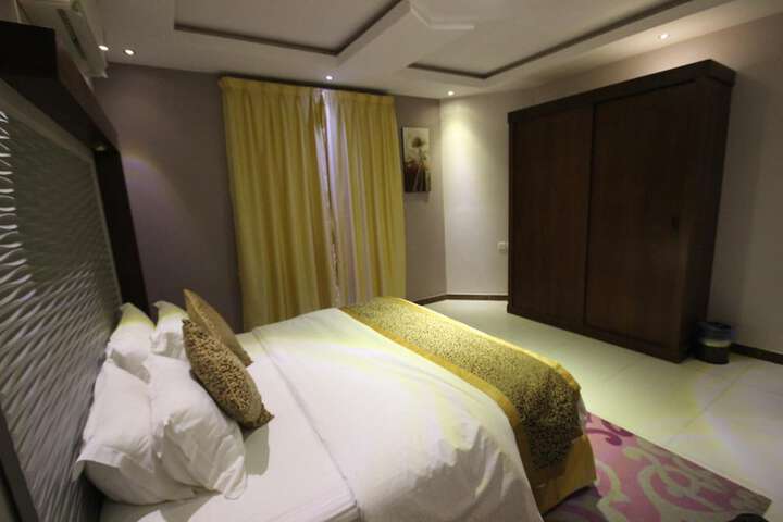 Room 22 of 56