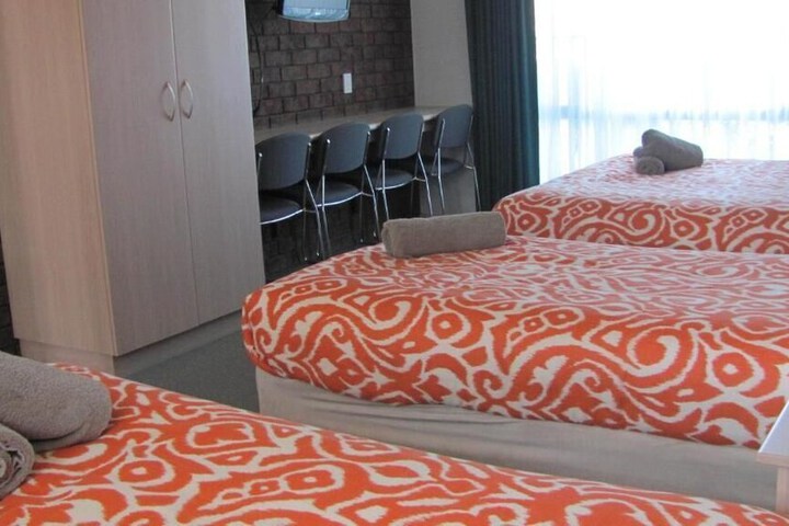Room 10 of 95