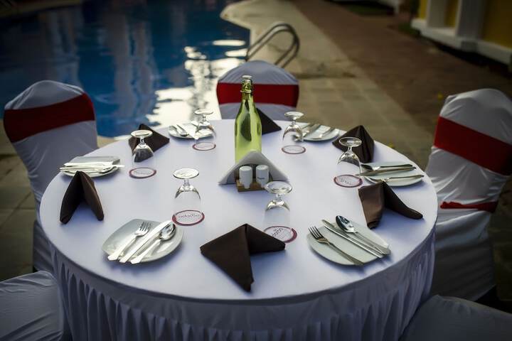 Dining 56 of 79