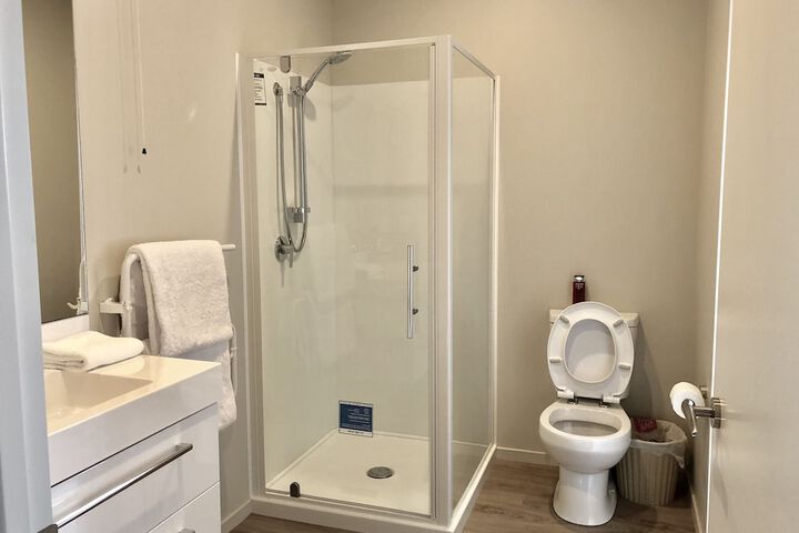 Room 20 of 28