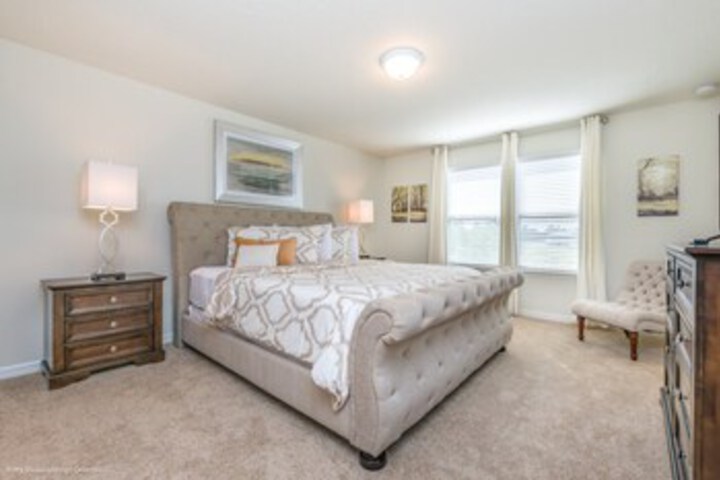 Room 2 of 160