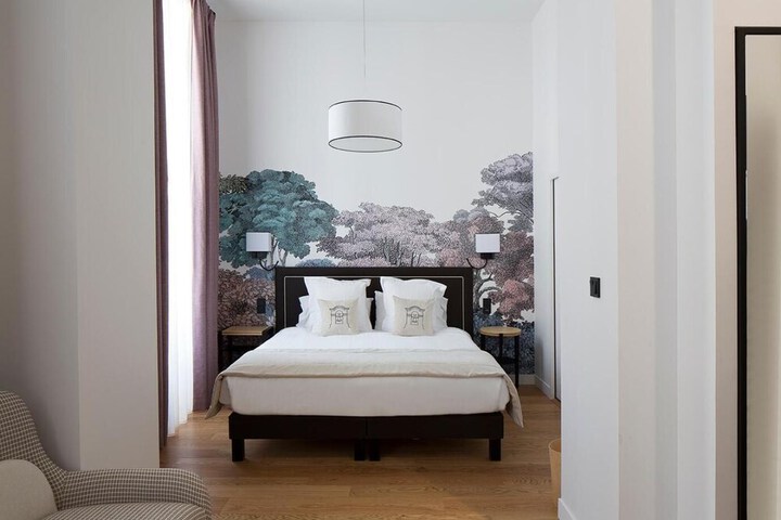 Room 26 of 105