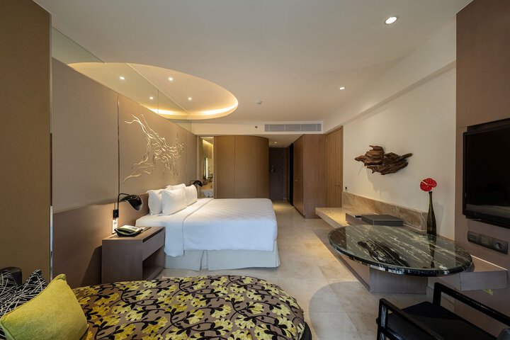 Room 14 of 204