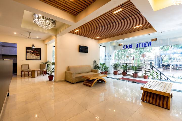 Hotel Interior 12 of 53