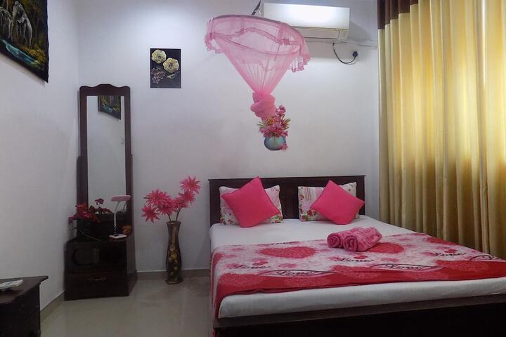 Room 11 of 44
