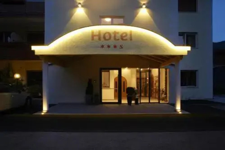 Hotel Weiss