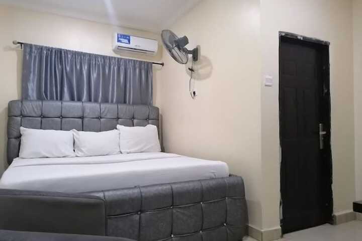 Room 8 of 51