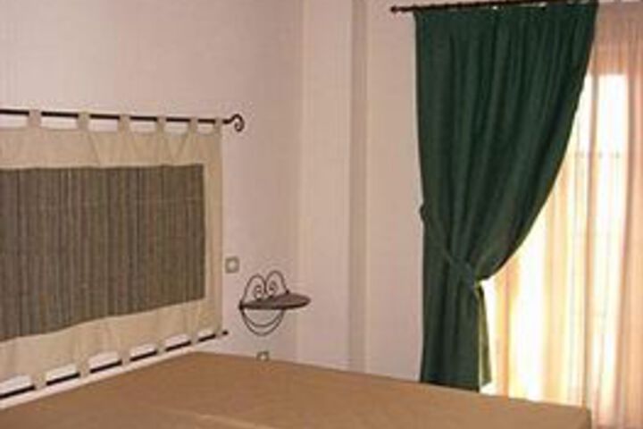 Room 19 of 70