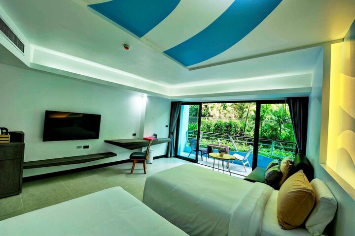 Room 15 of 50
