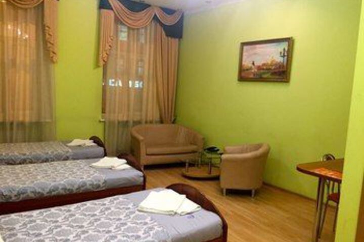 Room 17 of 25