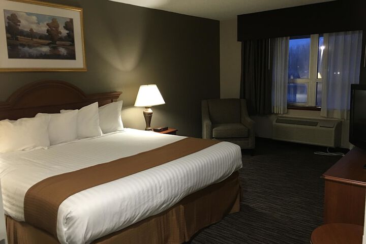 Room 4 of 27