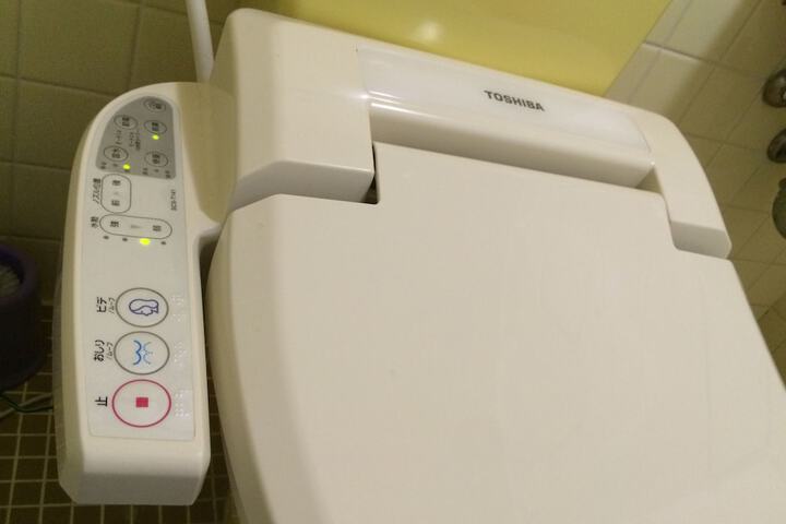 Clean Restrooms