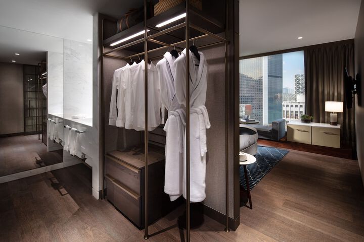 Room 14 of 49