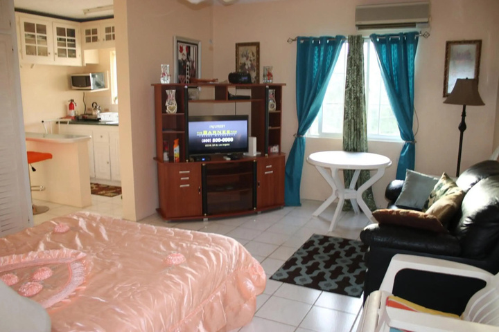 Room 5 of 14