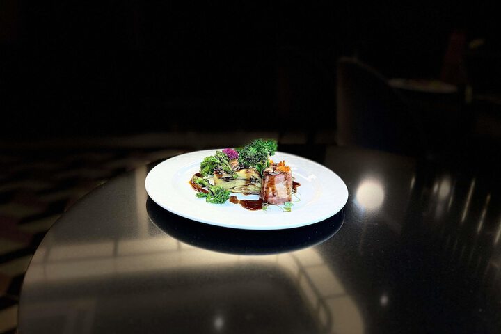 Dining 43 of 80
